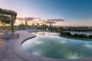 Mowbray Property infinity Pool overlooking Brisbane river